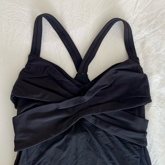 Lululemon Twist Front Tank RARE - Picture 2 of 3